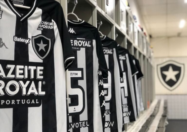 Botafogo próximo de renovar com fornecedora de material esportivo até 2025