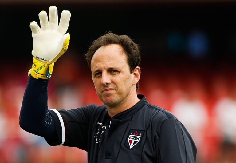 No Dia do Goleiro, confira 5 recordes da posição