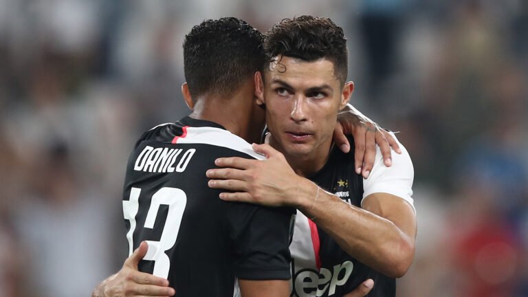 “Ele precisa marcar para ser feliz”, diz companheiro de Cristiano Ronaldo na Juventus