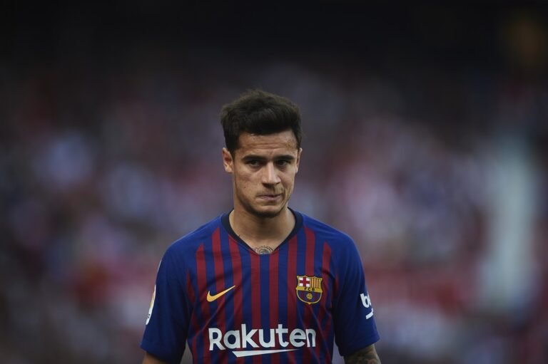 Philippe Coutinho segue no radar da Premier League e um clube prepara oferta milionária