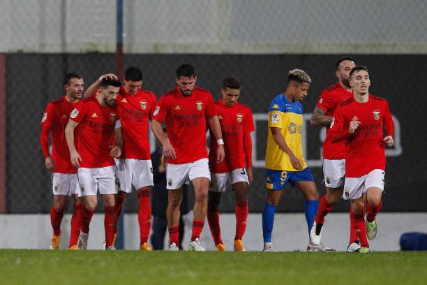 Benfica nega lista de negociados e ressalta “prioridade a conquista de 11 vitórias nos jogos que faltam”