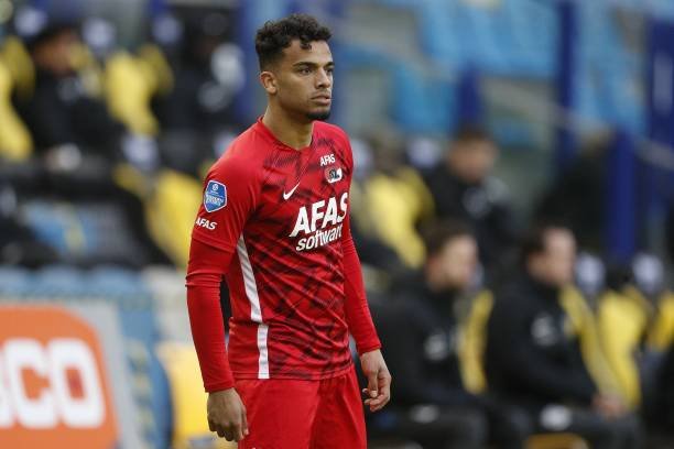 Barcelona quer lateral-esquerdo do campeonato holandês