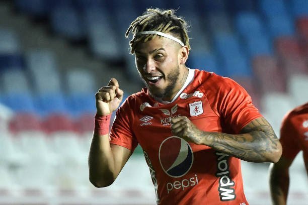 Destaque do campeonato colombiano é oferecido ao Flamengo
