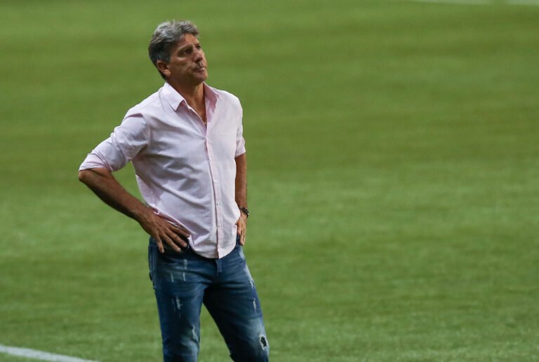 Sem pressa para definição, Santos tem lista de possíveis novos treinadores
