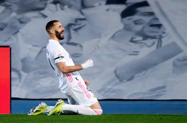 Real Madrid encaminha a renovação de Benzema