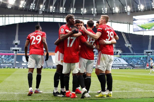 De virada! Manchester United ganha e Tottenham vê a vaga para a Champions League cada vez mais distante