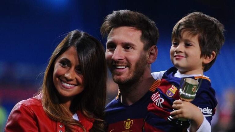 Esposa de Messi procura nova casa em Barcelona e aumenta os rumores de sua permanência