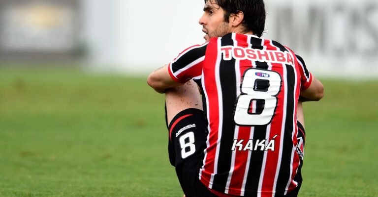 São Paulo negocia dívida de quase R$ 30 milhões Tchê Tchê e Kaká