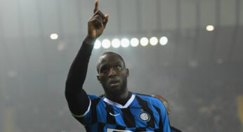 Chelsea desiste de Haaland e foca em Lukaku