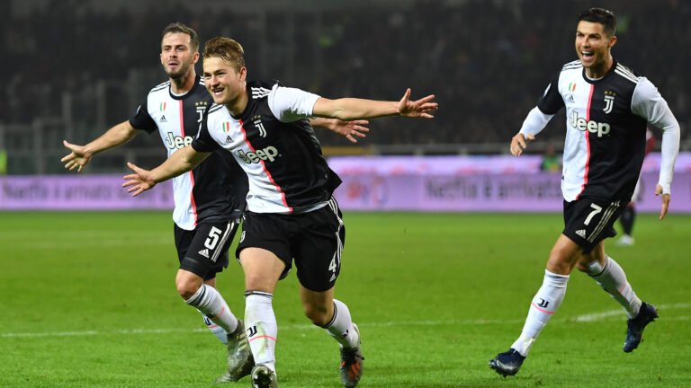 Alvo do Barcelona, De Ligt custa 150 milhões de euros