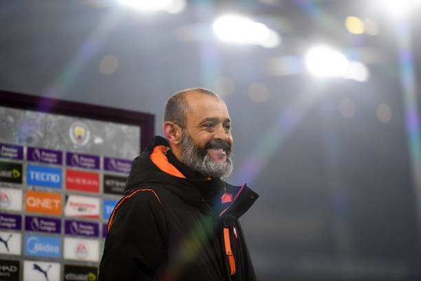 Tottenham identifica Nuno Espírito Santo como um possível sucessor de Mourinho