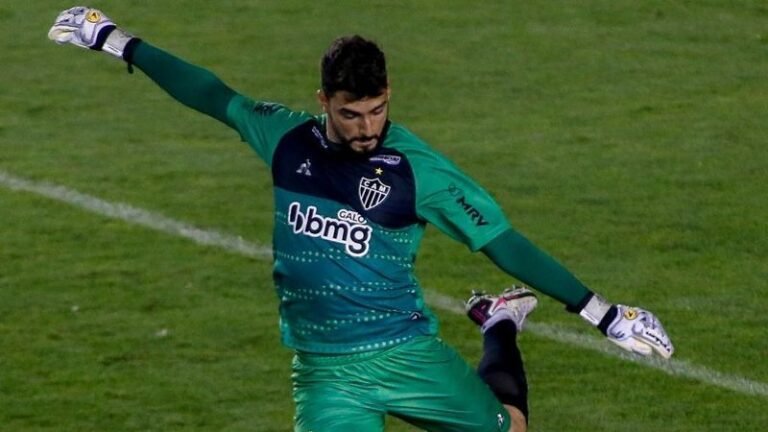 Rafael sofre lesão no ombro e desfalca Atlético Mineiro na Libertadores