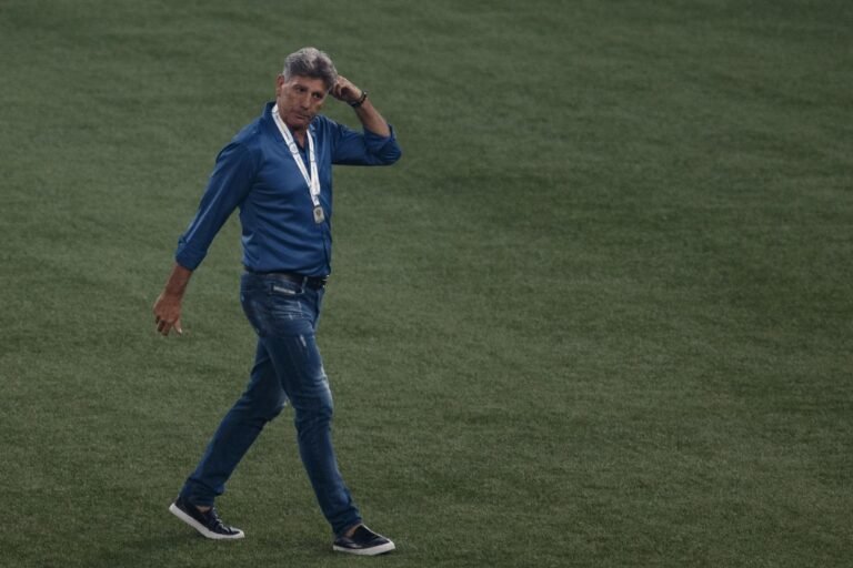 OFICIAL! Grêmio comunica a demissão de Renato Gaúcho