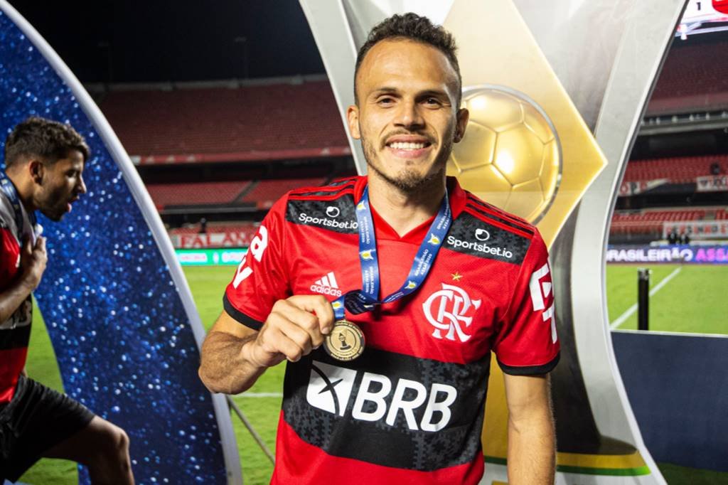Flamengo compra partes de direitos econômicos de Renê por R$ 7 milhões
