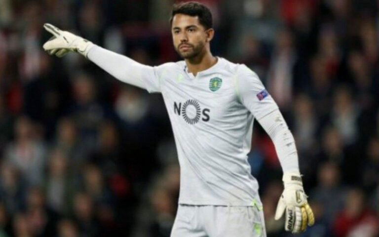 Palmeiras sonda Renan Ribeiro, mas diretoria desiste de contratação, entenda