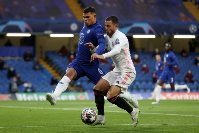 Mesmo lesionado após o título, Thiago Silva vai se apresentar à Seleção