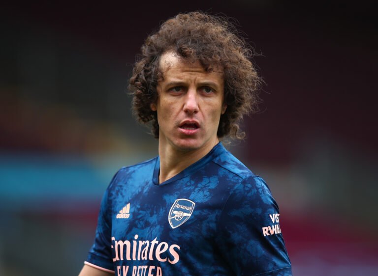 De saída do Arsenal, David Luiz considera retornar ao Benfica