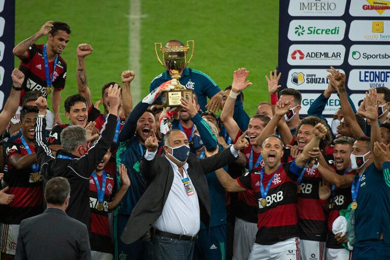 Flamengo busca o sexto tricampeonato do Carioca em sua história