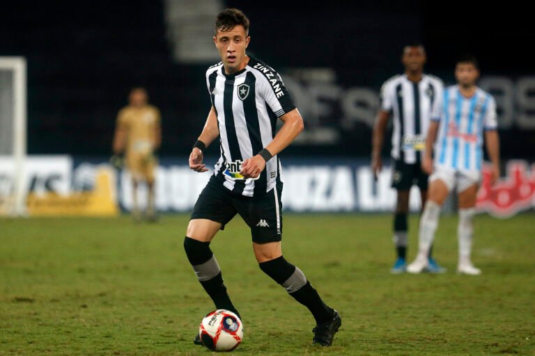 Escalação: Recuperado, Matheus Frizzo retorna ao time titular