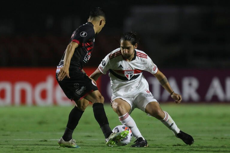 Vasco deve receber R$ 300 mil em compra de São Paulo por Benítez