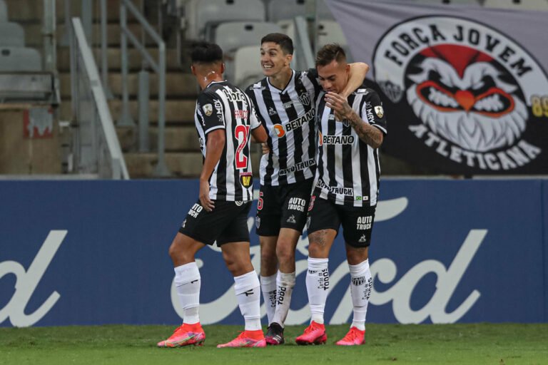 Jogo do Atlético Mineiro terá dupla feminina de bandeirinhas na Libertadores