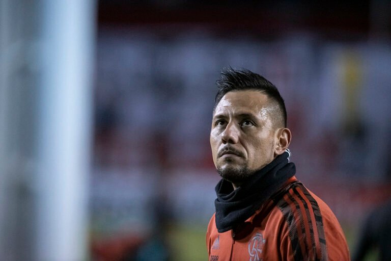 Diego Alves e Renê preocupam o Flamengo