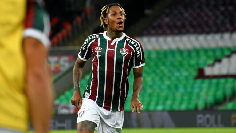 Vazou a imagem do segundo uniforme do Fluminense para a atual temporada