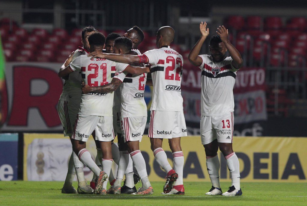 Ataque do São Paulo não marca há dois jogos e preocupa para decisão