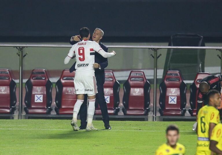 Crespo exalta chegada à final, mas já mira me decisão contra o Racing