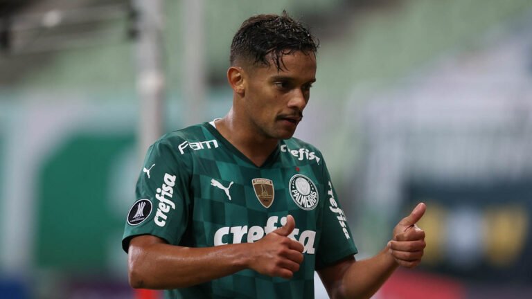 Gustavo Scarpa vira líder de assistências entre atletas da série A
