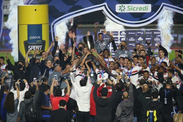 São Paulo fatura R$ 3,5 milhões com título Paulista