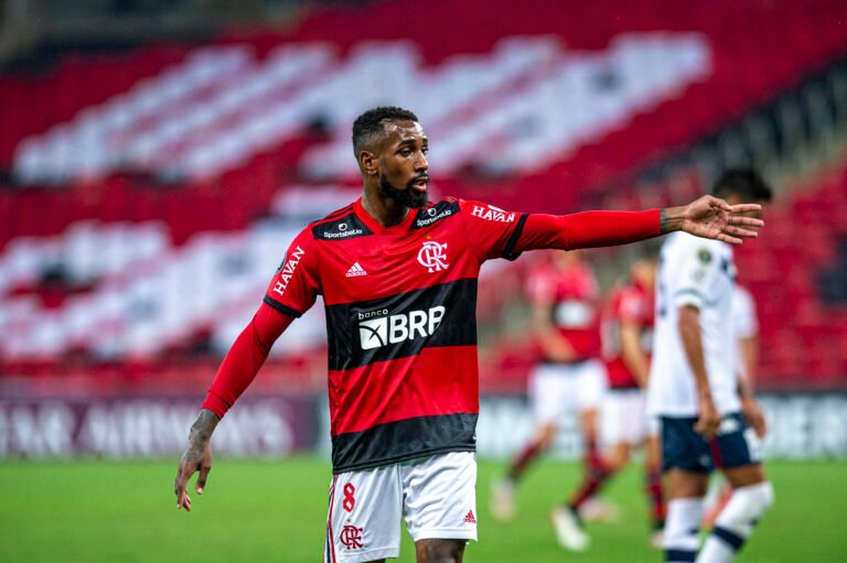 Flamengo faz novas exigências por Gerson e aguarda resposta do Olympique