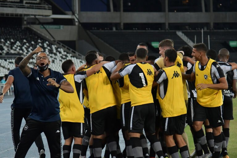 Base forte: Botafogo vence o Avaí na semifinal da Copa do Brasil sub-20