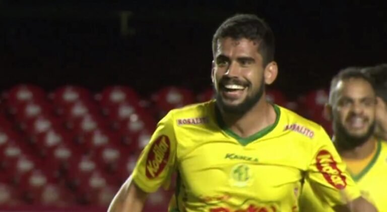 Reforços: Botafogo encaminha as vindas de Luís Oyama e Daniel Borges