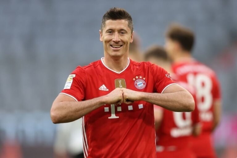PSG quer contratar Lewandowski para o lugar de Mbappé