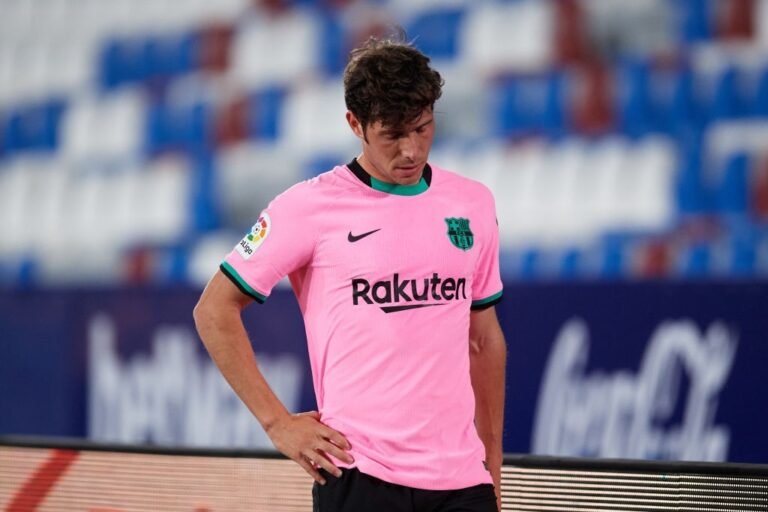 Barcelona já decidiu quem será o primeiro jogador vendido