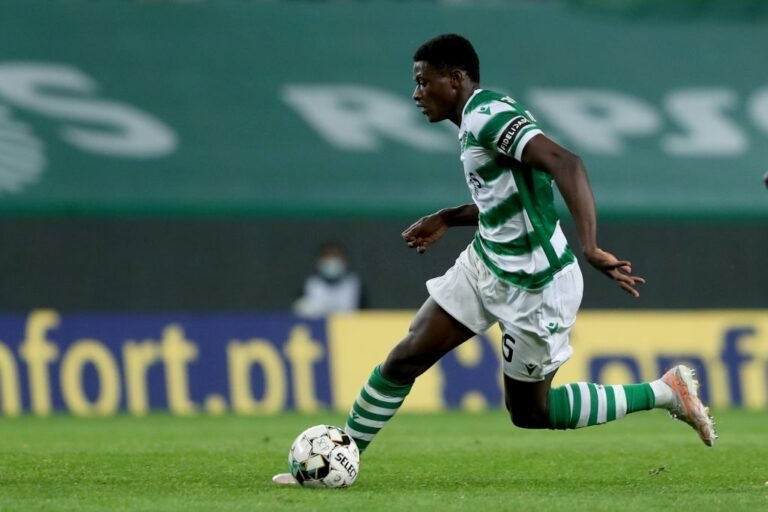 Sporting já sabe quanto o Manchester City quer pagar por Nuno Mendes