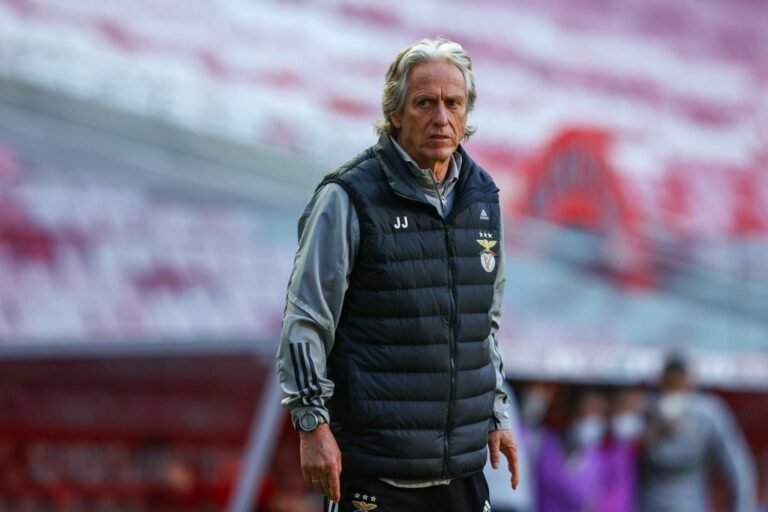 ‘Jorge Jesus vai ficar’, garante presidente do Benfica
