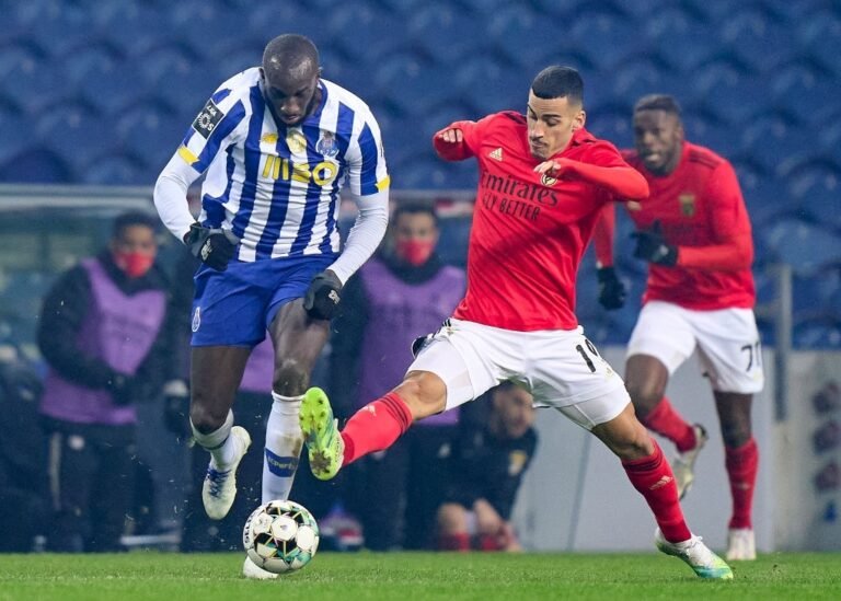 Benfica x Porto: Onzes prováveis, arbitragem e transmissão