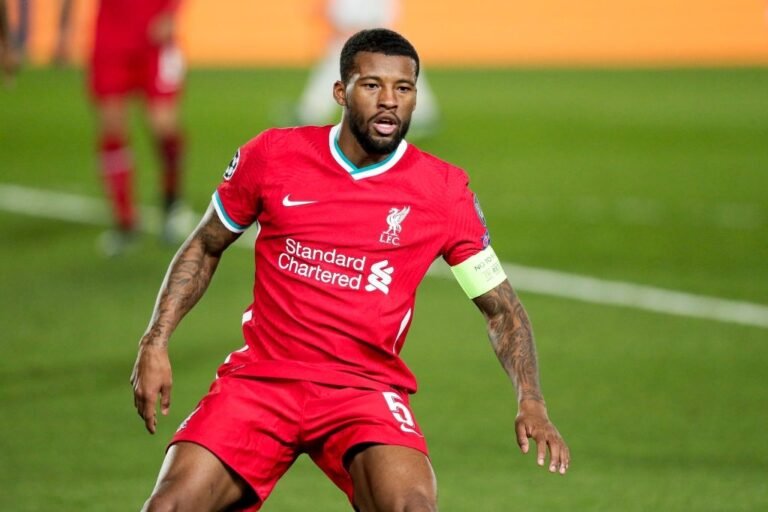 Agente de Wijnaldum pede que Bayern entre em contato