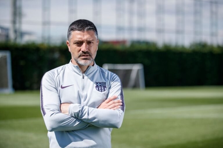 ‘Estou pronto para treinar o time principal’, diz treinador do time B do Barcelona