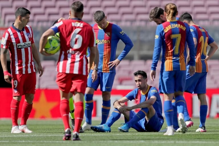 Sergio Busquets não treina com o resto do elenco e pode desfalcar o Barcelona