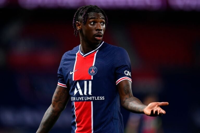Na mira da Juventus, Moise Kean quer continuar no PSG