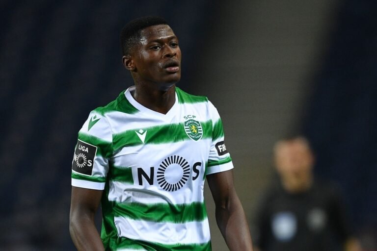 Manchester City faz primeira oferta ao Sporting para contratar Nuno Mendes