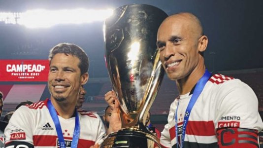 Para Miranda, título representa o trabalho de Crespo