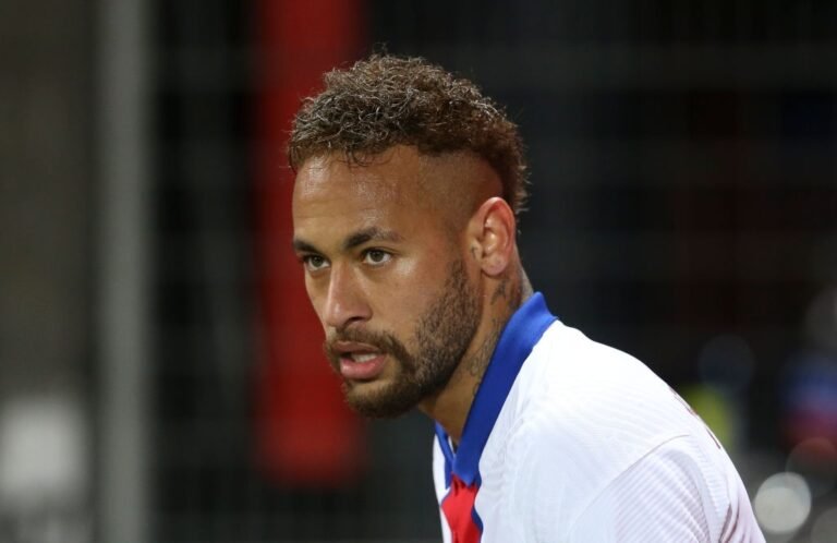 Neymar é acusado de agressão sexual por funcionária da Nike, revela jornal