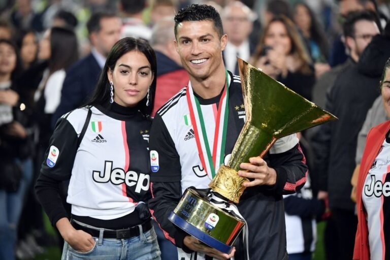 Esposa indica permanência de Cristiano Ronaldo na Juventus