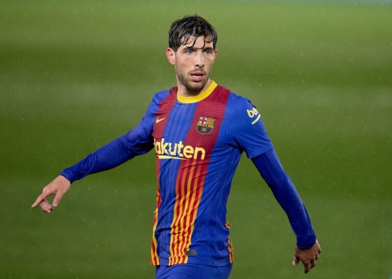 Barcelona encaminha venda de Sergi Roberto ao Manchester City