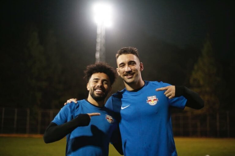 Léo Ortiz e Claudinho entram na seleção do Paulistão; veja fala do zagueiro
