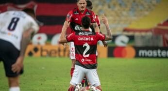 Com a classificação confirmada às oitavas, Flamengo quebra tabu na Libertadores